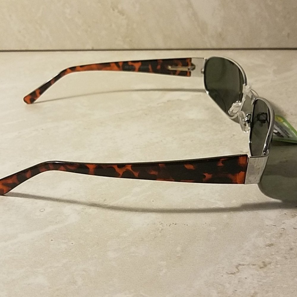 Drivers Edge Sunglasses - Picture 2 of 6
